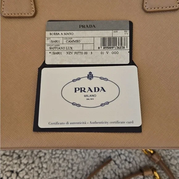 Prada Cammeo Saffiano Lux leather Bag medium authentic slightly used with strap - Picture 13 of 16